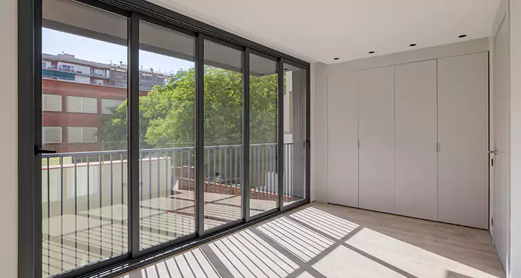 Balcony Sliding Glass Doors in Glenvar Heights, FL