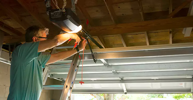 Chamberlain Garage Door Repair in Glenvar Heights, FL