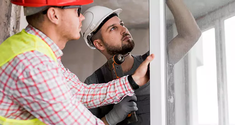 Vertical Crank Out Windows Repair in Glenvar Heights, FL